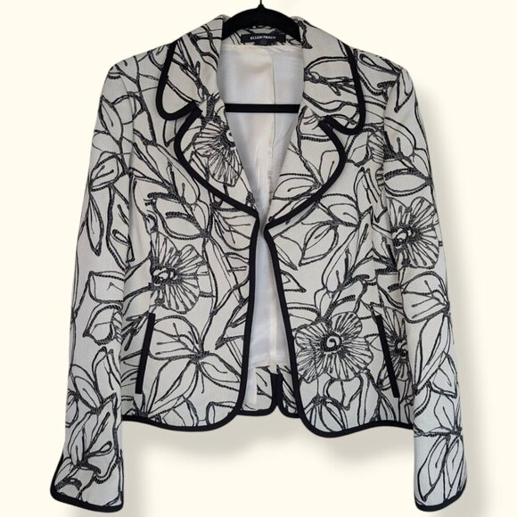 Ellen Tracy Floral Open Blazer - Picture 4 of 7